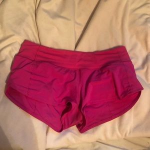 RARE HOT PINK LULULEMON SHORTS SIZE 6